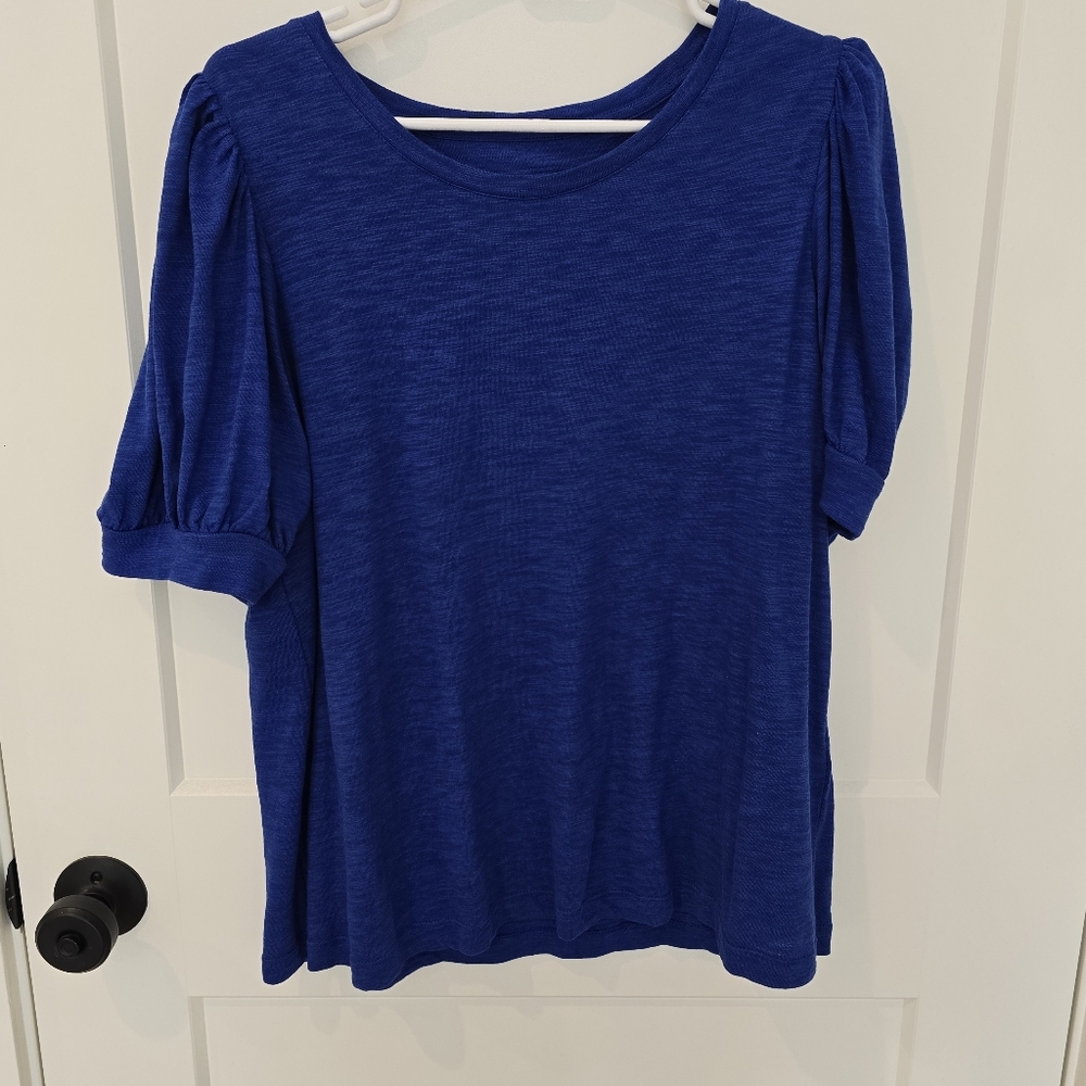 Chicos Puff Sleeve T